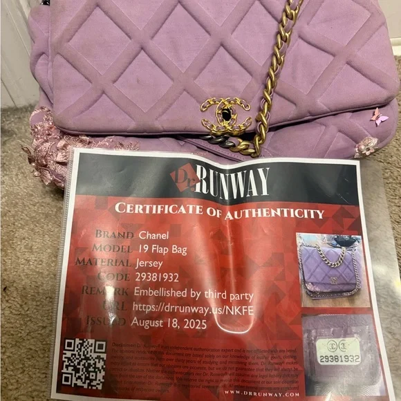 Chanel 19 fabric Lavender Quilted Shoulder Bag with Gold Chain - Picture 11 of 16